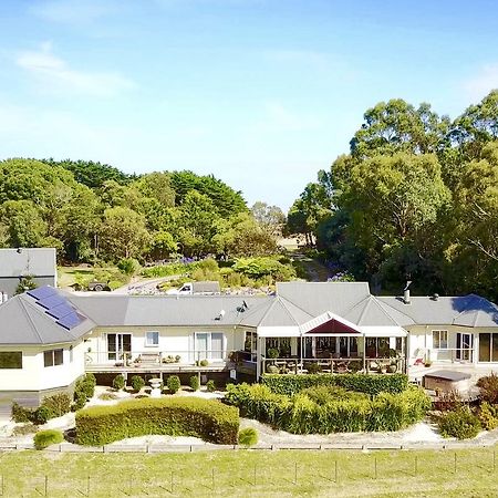 Llarrinda Bed & Breakfast Foster Bagian luar foto
