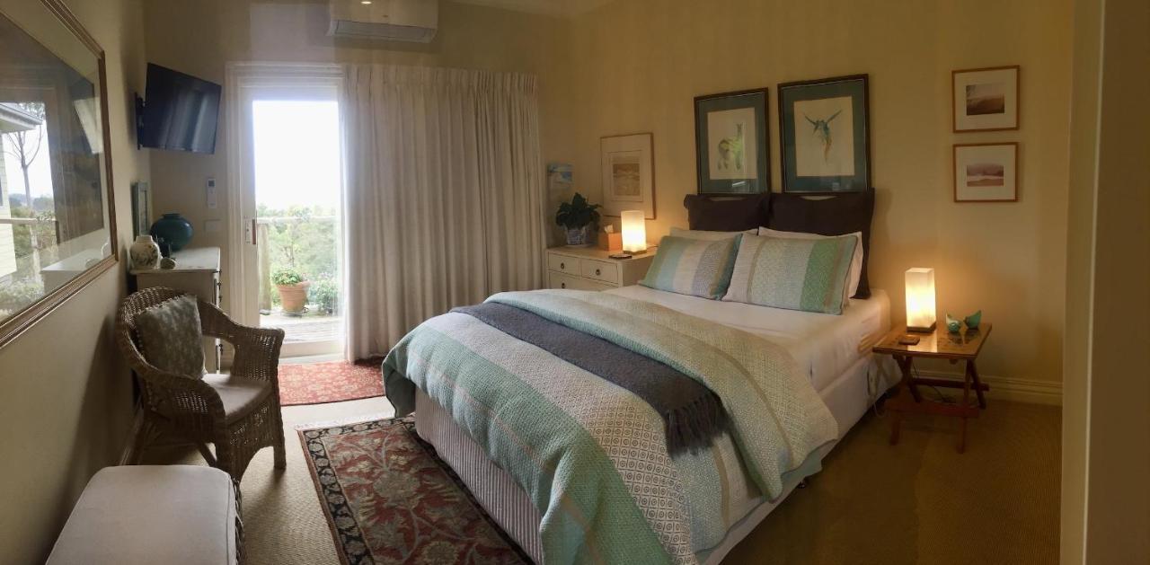 Llarrinda Bed & Breakfast Foster Bagian luar foto
