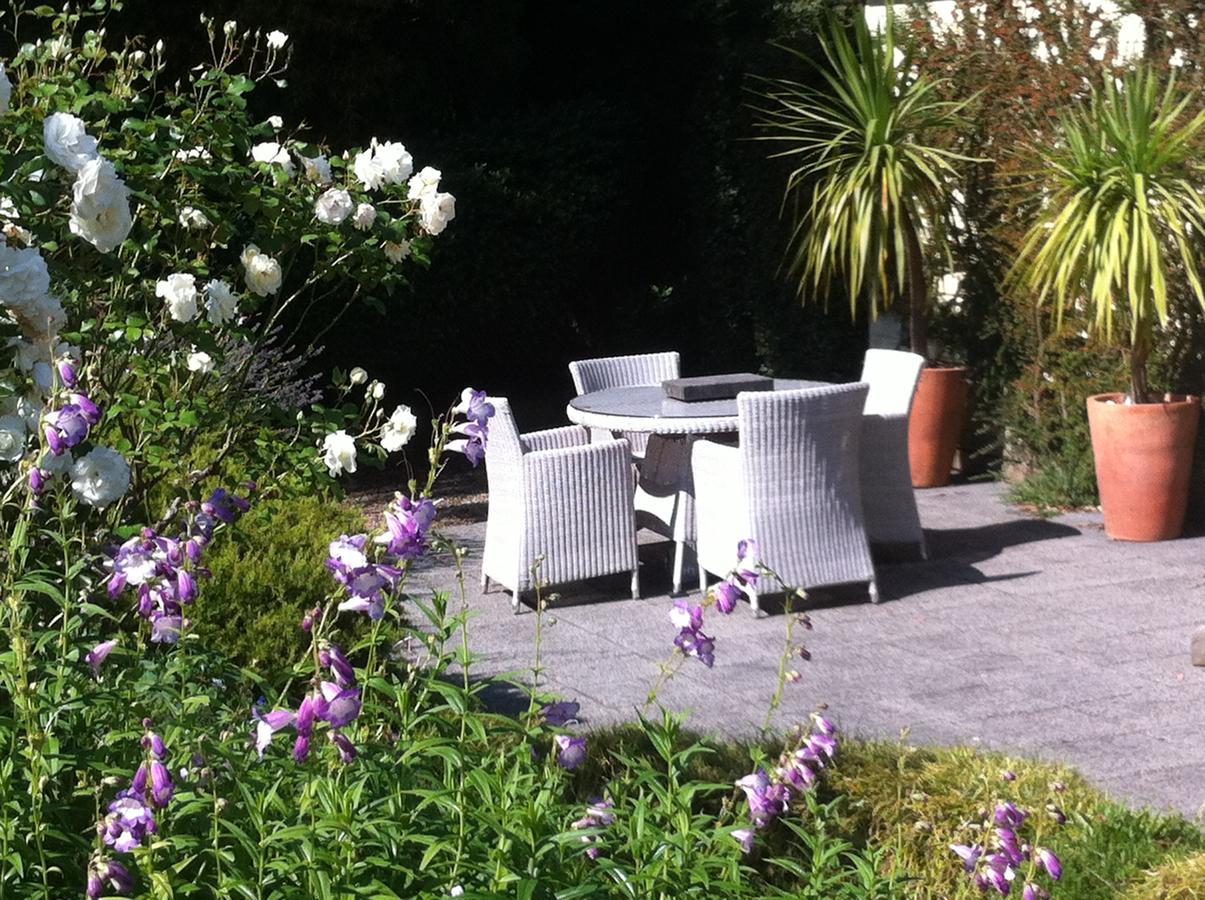 Llarrinda Bed & Breakfast Foster Bagian luar foto