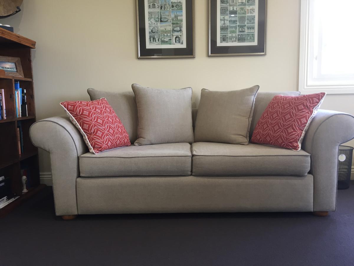 Llarrinda Bed & Breakfast Foster Bagian luar foto